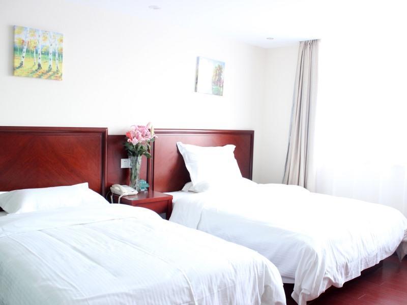 Greentree Inn Shandong Yantai Development Zone International Airport Shell Hotel Penglai Bagian luar foto