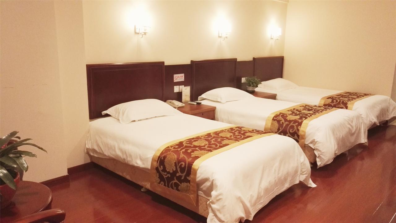 Greentree Inn Shandong Yantai Development Zone International Airport Shell Hotel Penglai Bagian luar foto